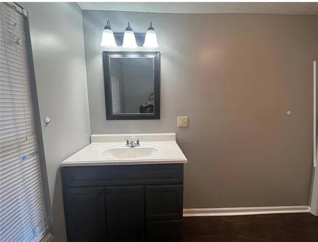 $378,000 | 106 Saratoga Avenue, Excelsior Springs, MO 64024