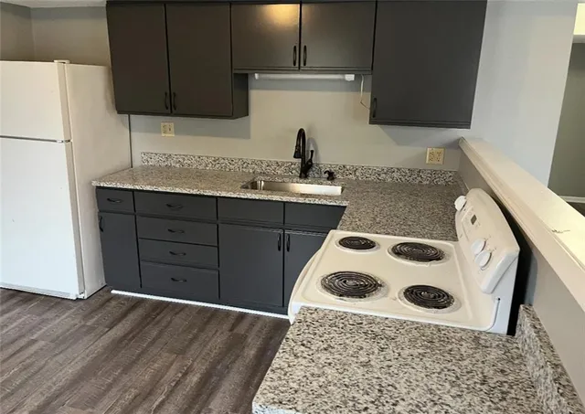 $378,000 | 106 Saratoga Avenue, Excelsior Springs, MO 64024