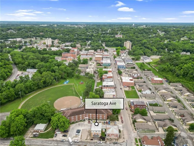 $378,000 | 106 Saratoga Avenue, Excelsior Springs, MO 64024