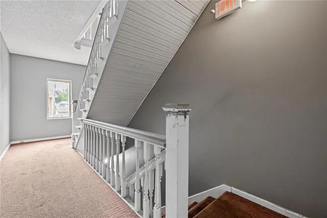 $378,000 | 106 Saratoga Avenue, Excelsior Springs, MO 64024