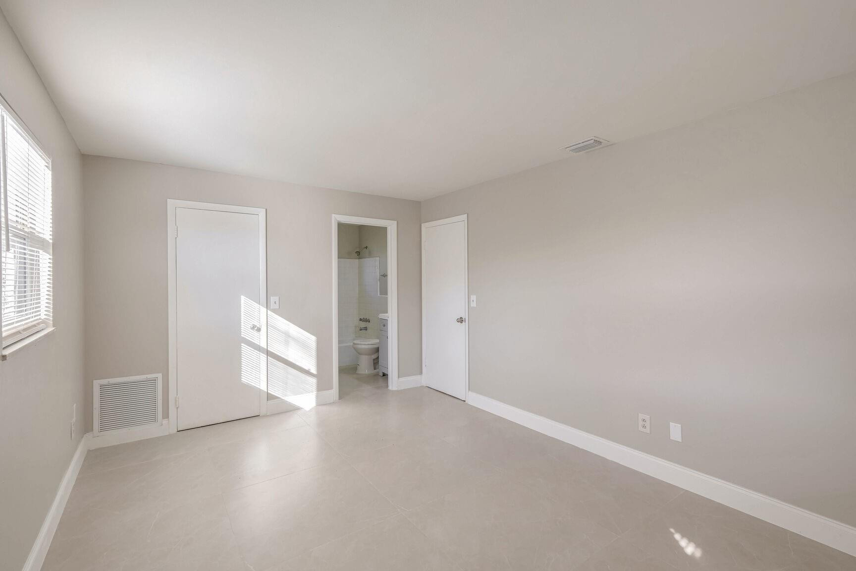 3147 Naylor Terrace, Unit 3 Fort Pierce, FL 34982 - Photo 7 of 16 Photo 7