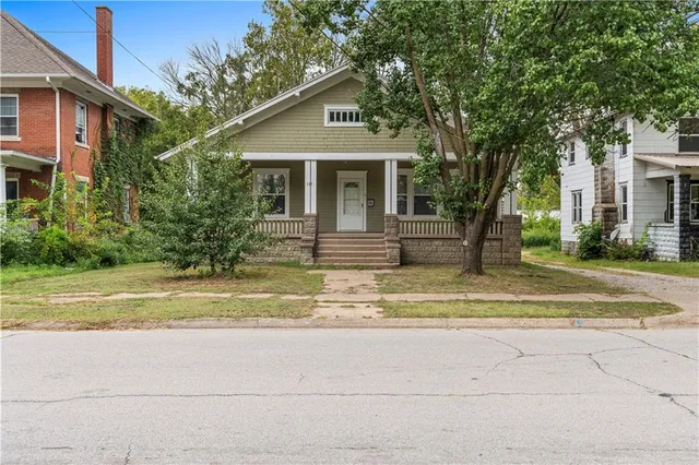 $159,500 | 535 North Washington Street, Nevada, MO 64772