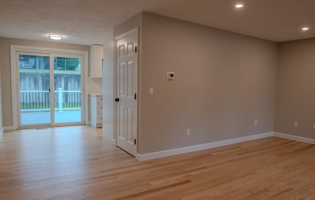 25 Diane Road Peabody, MA 01960 - Photo 7 of 42 Gallery Image 7