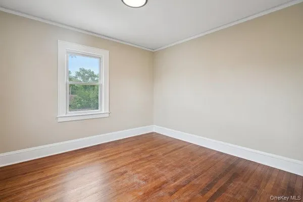 $4,500 | 1030 Glen Cove Avenue, Glen Head, NY 11545