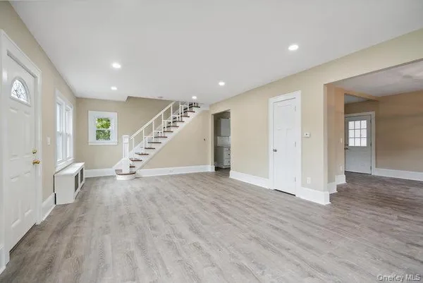 $4,500 | 1030 Glen Cove Avenue, Glen Head, NY 11545