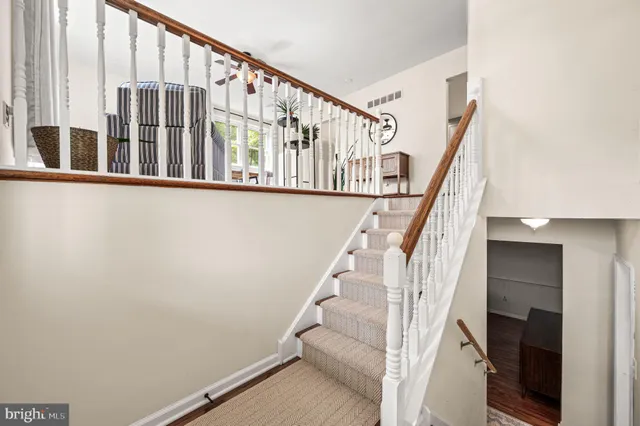 a view of entryway with staircase
