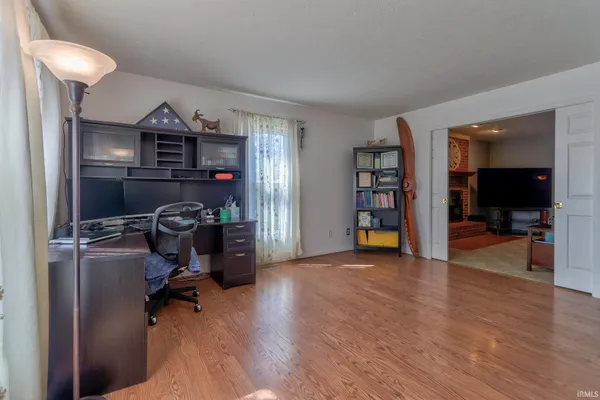 $377,000 | 10124 Brookline Drive, Evansville, IN 47711