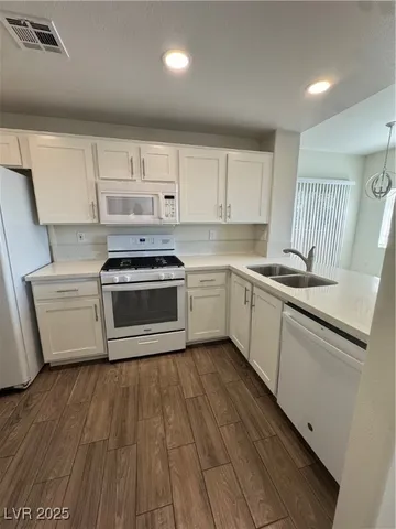 $1,500 | 8501 West University Avenue, Unit 1069, Las Vegas, NV 89147