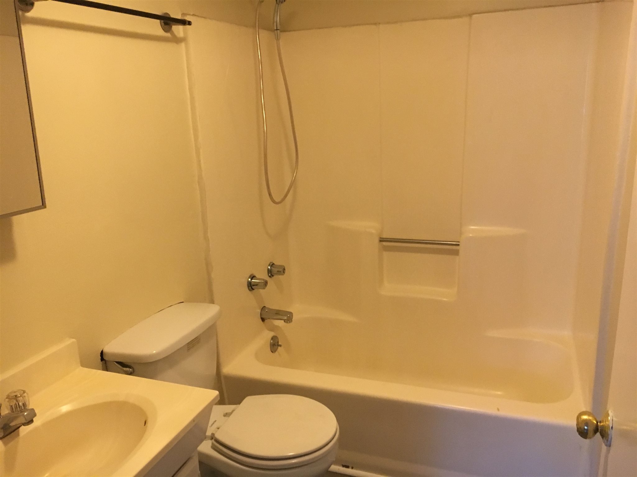 410 Portland Street, Unit 1 Rochester, NH 03867 - Photo 4 of 9