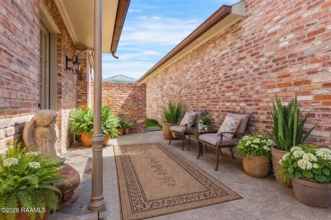 $499,000 | 208 Elysian Fields Drive, Lafayette, LA 70508