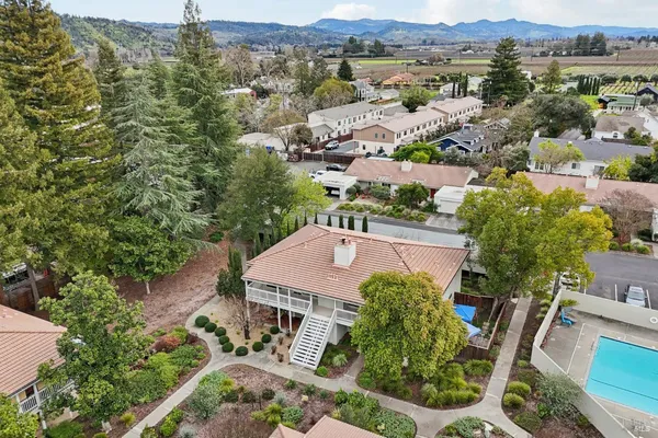 $650,000 | 760 Granada Court, St. Helena, CA 94574
