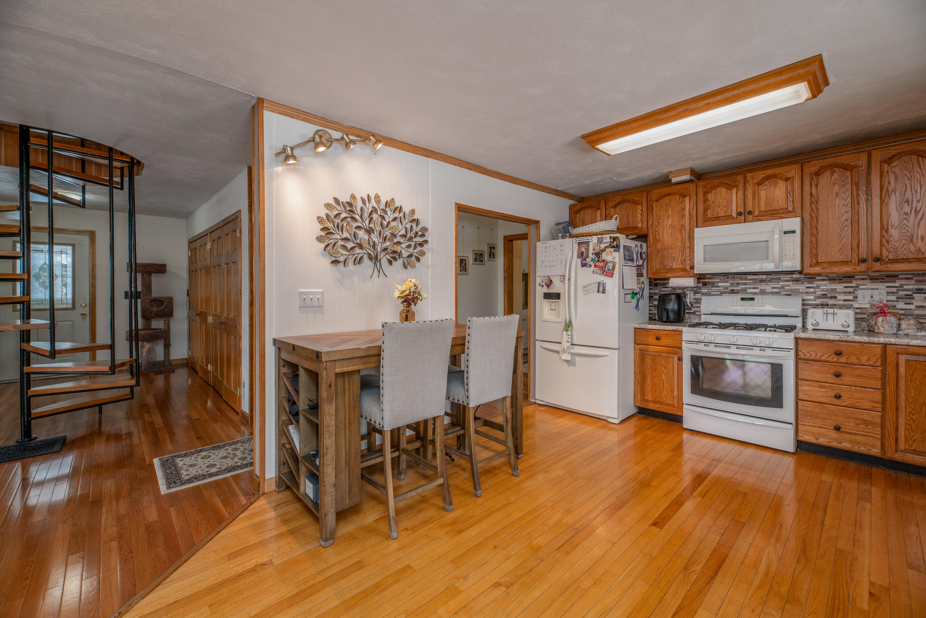 77 Eames Road Jefferson, ME 04348 - Photo 24 of 53 Interior19