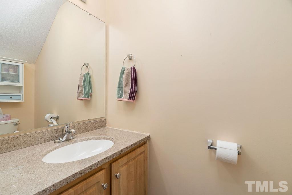 8516 Ridgebury Road Raleigh, NC 27603 - Photo 14 of 27