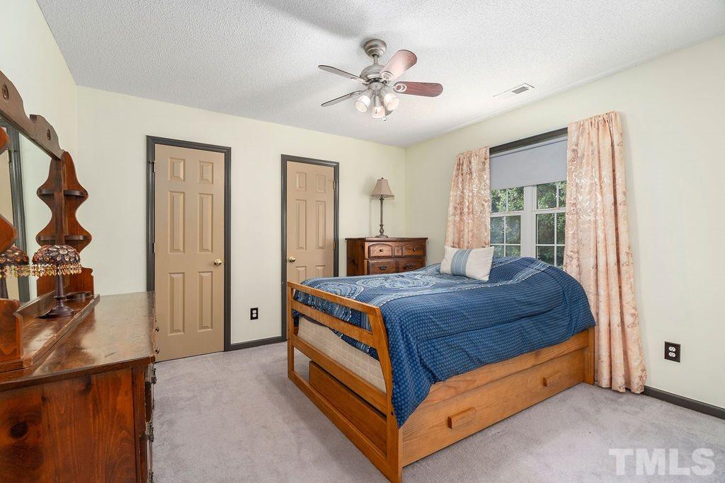 8516 Ridgebury Road Raleigh, NC 27603 - Photo 20 of 27