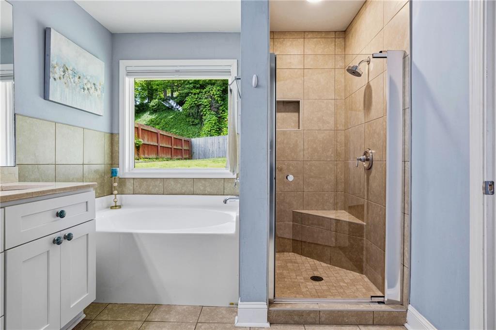 892 Scott Circle Decatur, GA 30033 - Photo 17 of 27