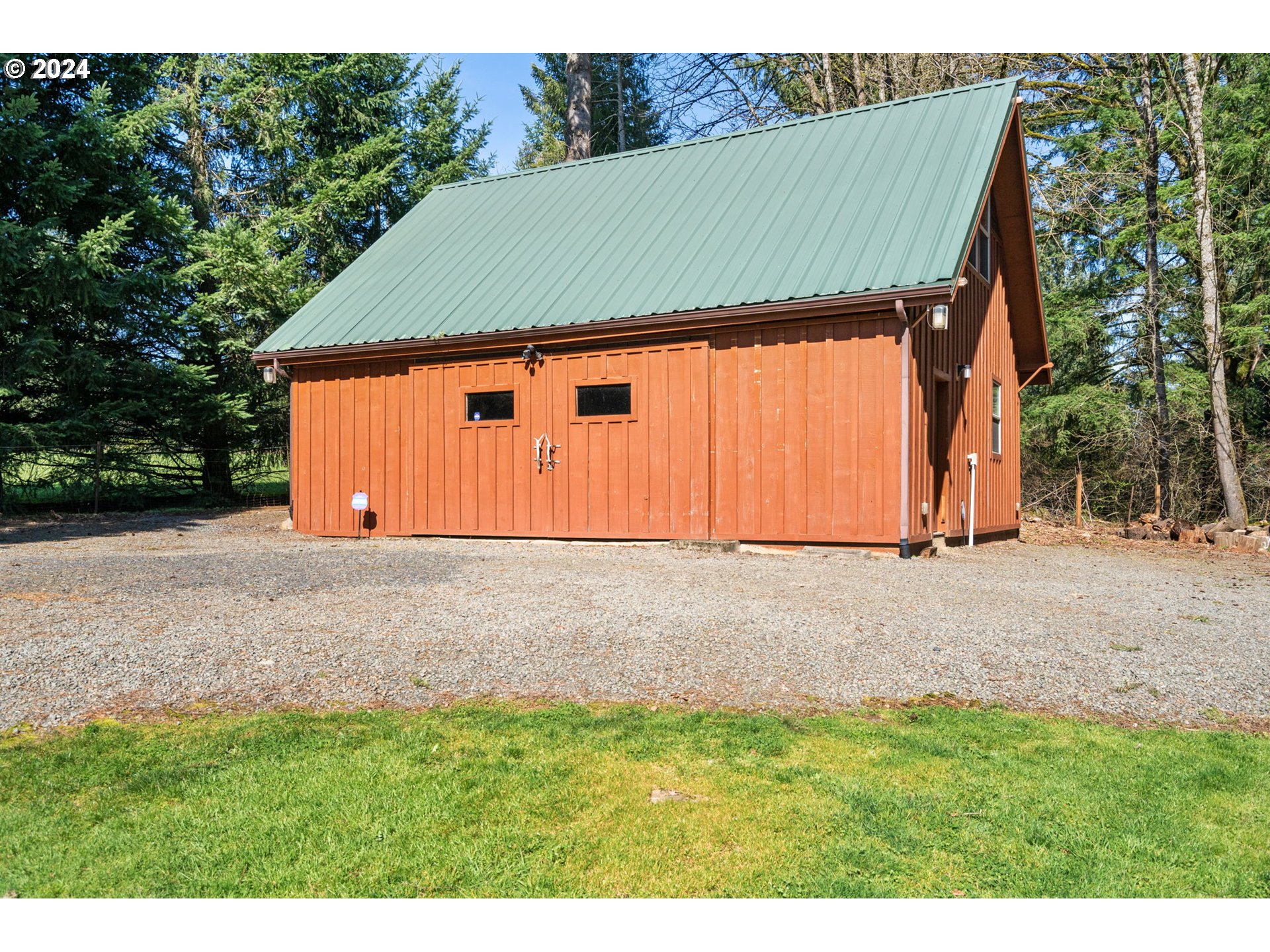 16441 South Henrici Road Oregon City, OR 97045 - Photo 25 of 41 a view of backyard of house