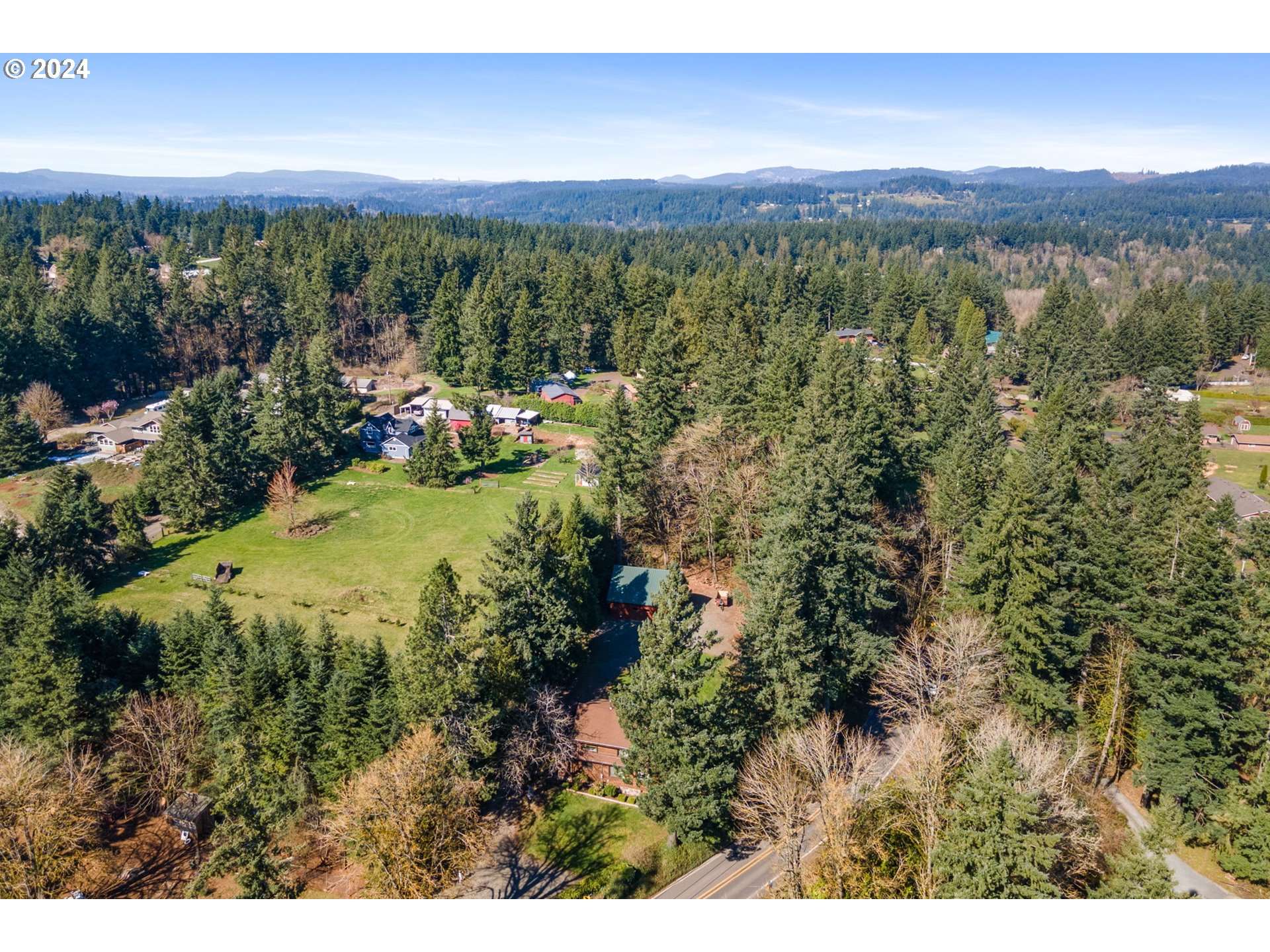 16441 South Henrici Road Oregon City, OR 97045 - Photo 40 of 41 a view of a city