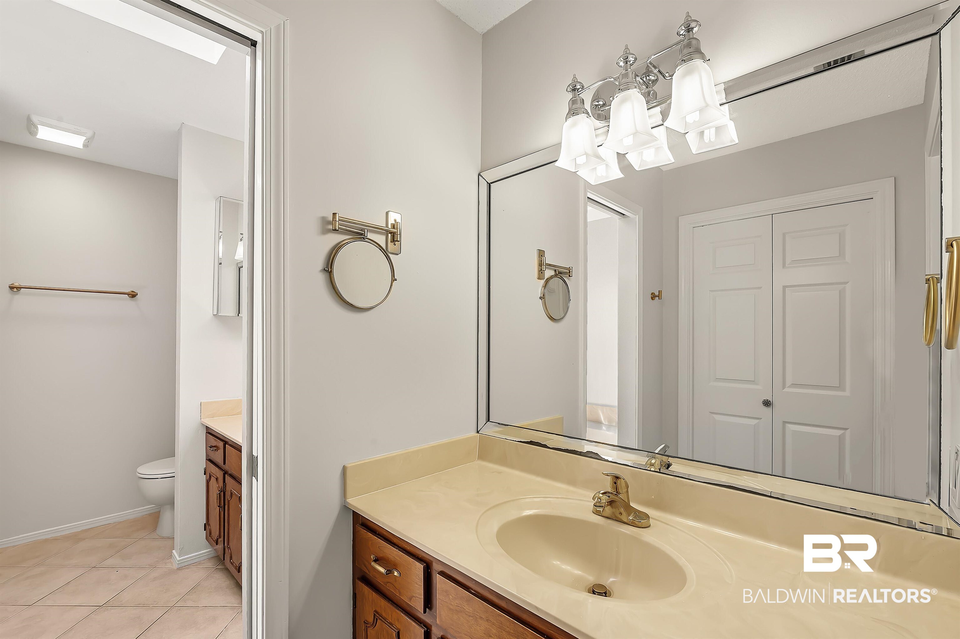 2 Command Heights Daphne, AL 36527 - Photo 25 of 31 Primary Bath