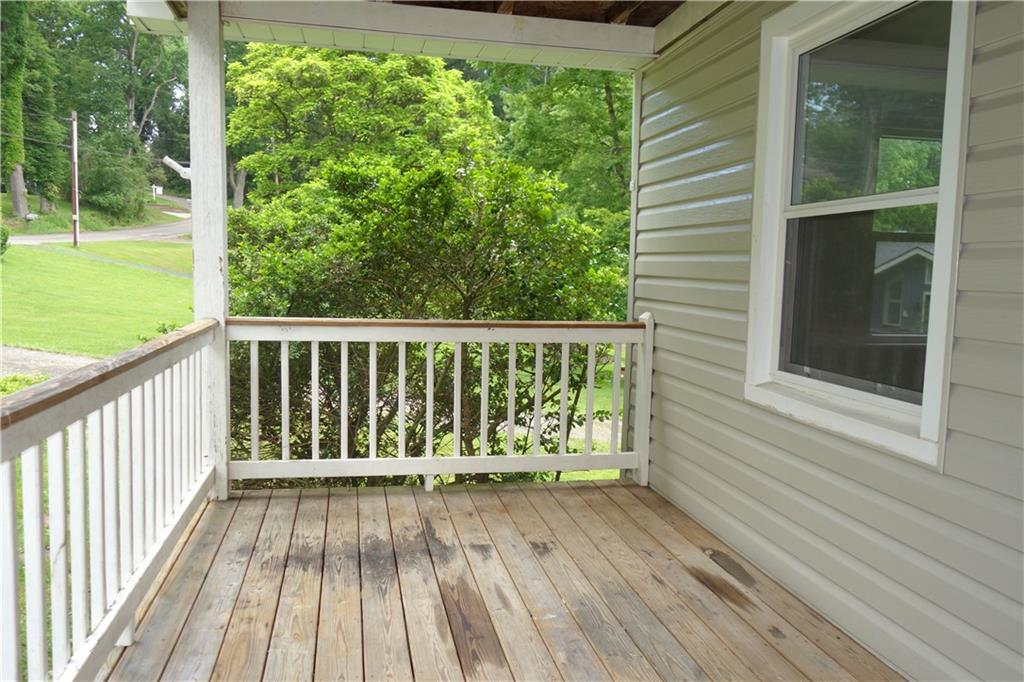2437 Oakhill Road Gibsonia, PA 15044 - Photo 3 of 24 Gallery Image 3