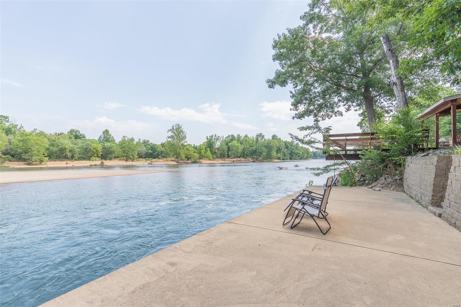 472 Paradise Acres Rd  