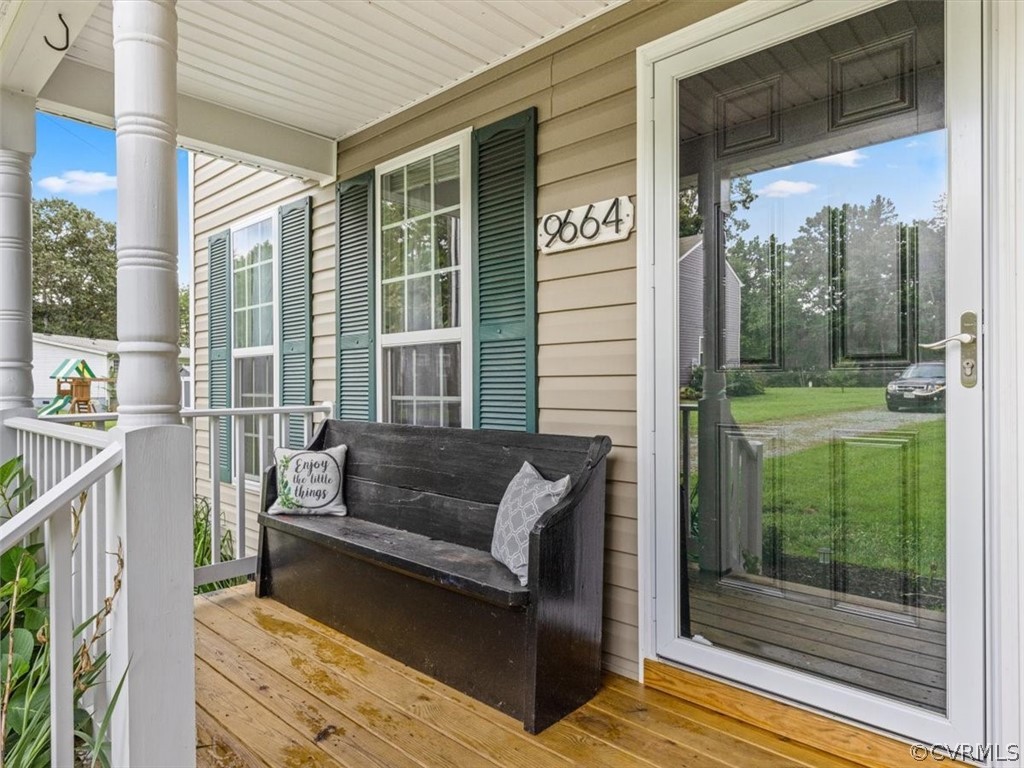 9664 Shannon Hill Road Louisa, VA 23093 - Photo 4 of 32 Gallery Image 4