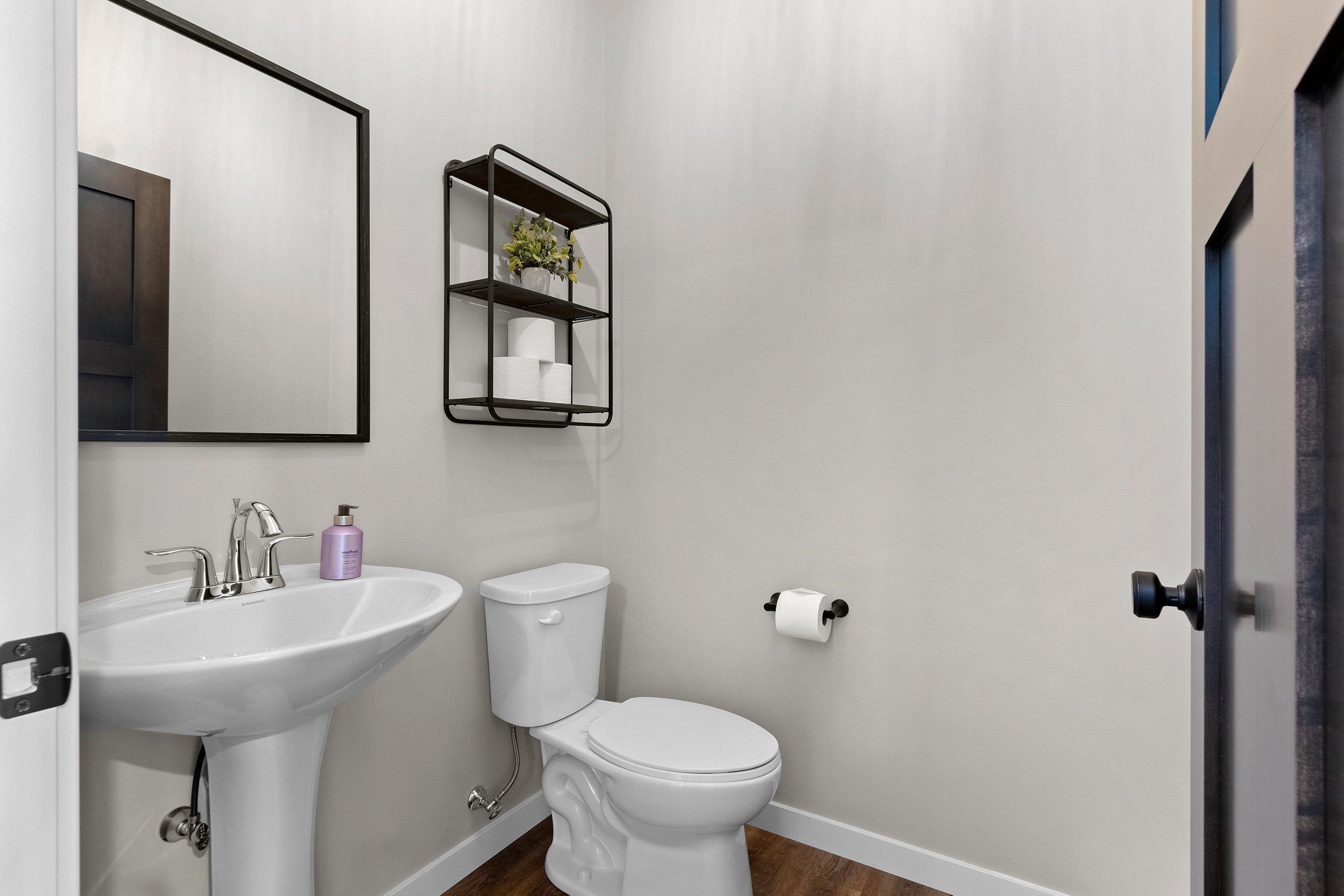 1350 Copilot Way De Pere, WI 54115 - Photo 14 of 47