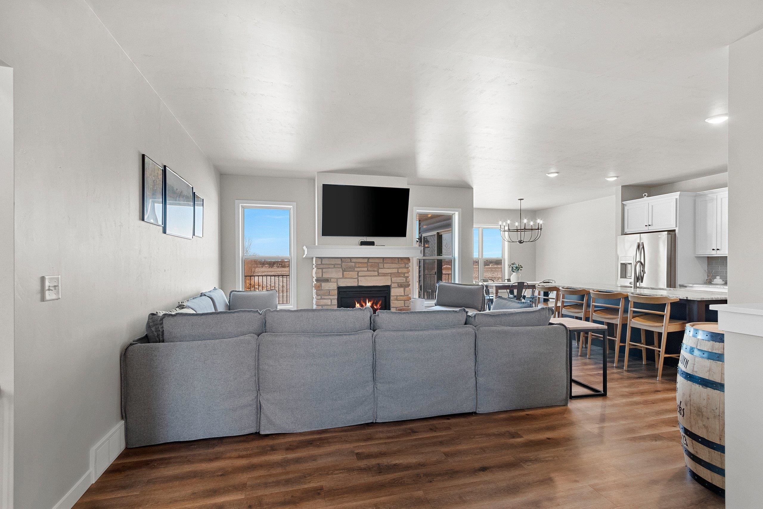 1350 Copilot Way De Pere, WI 54115 - Photo 18 of 47