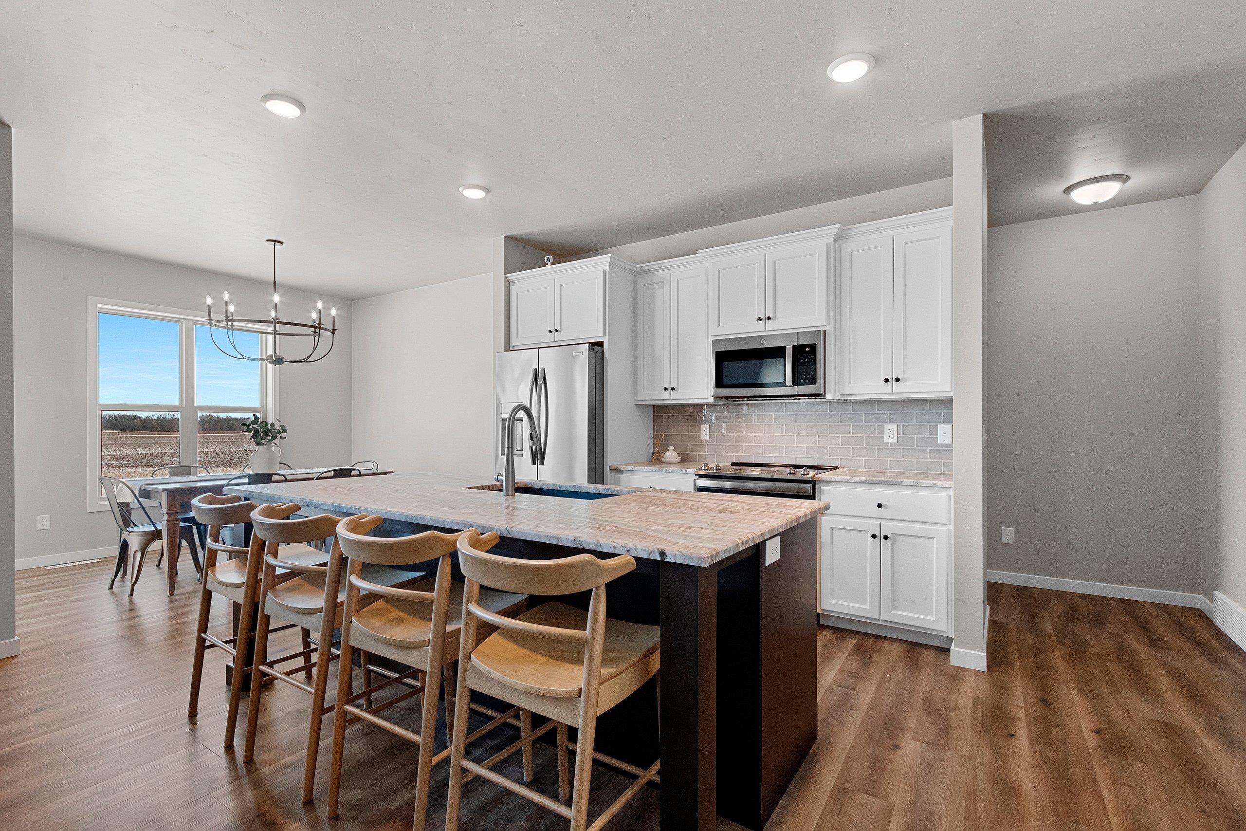 1350 Copilot Way De Pere, WI 54115 - Photo 7 of 47