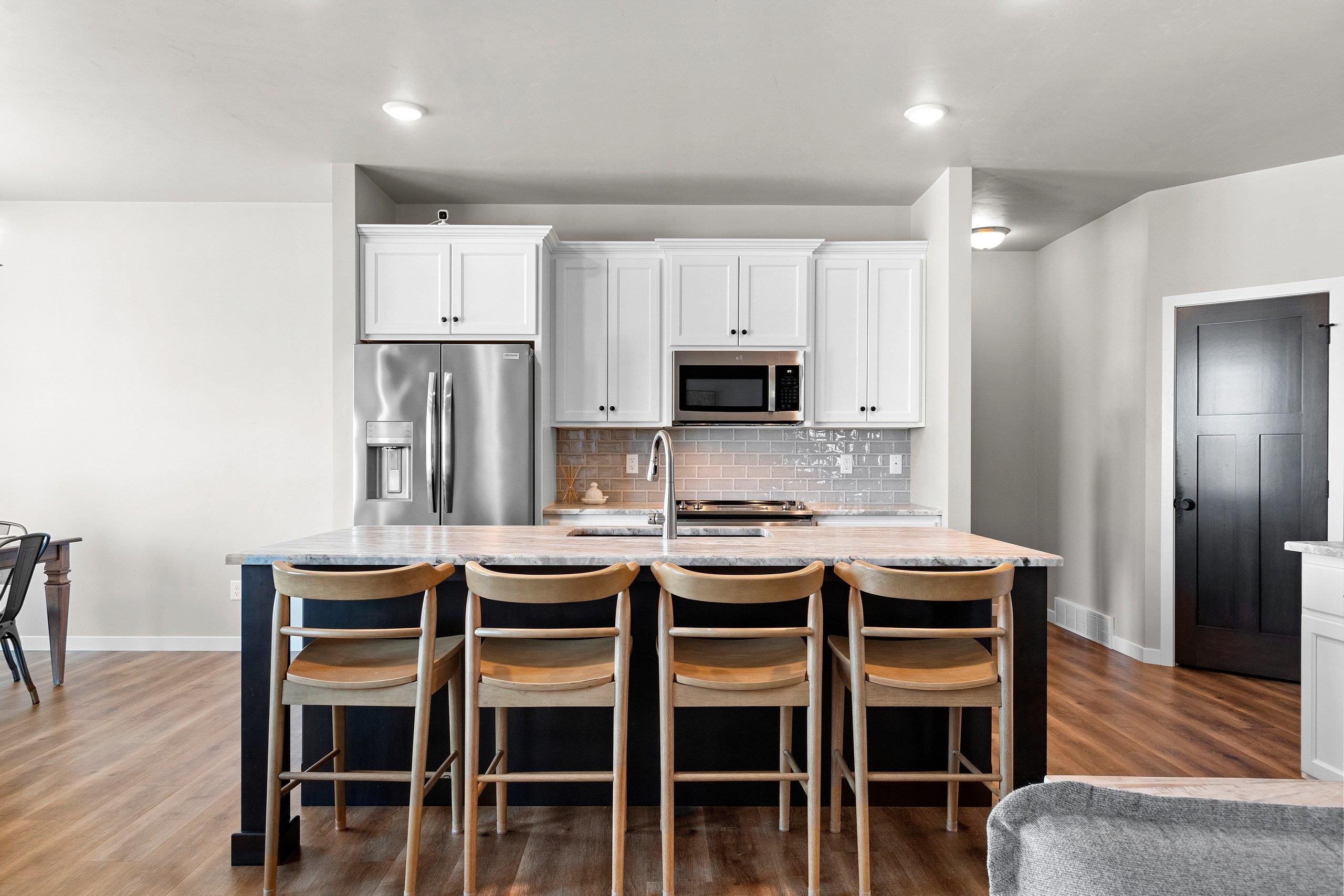 1350 Copilot Way De Pere, WI 54115 - Photo 8 of 47