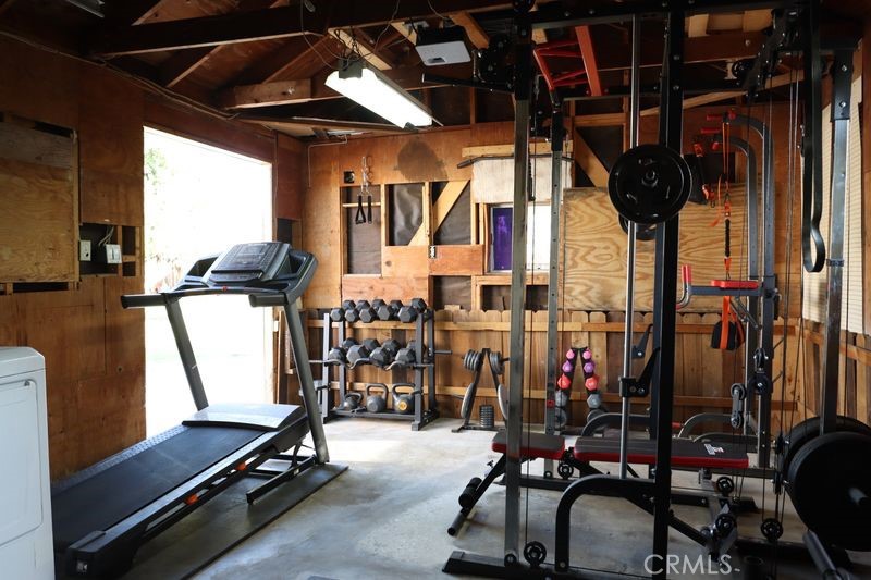 34164 Harrow Hill Road Wildomar, CA 92595 - Photo 39 of 60 a view of gym