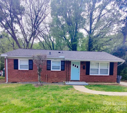 $1,475 | 4041 Carlyle Drive, Charlotte, NC 28208