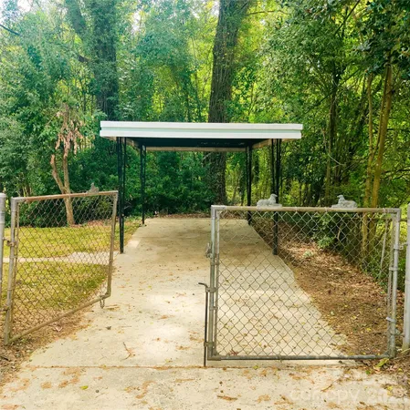 $1,475 | 4041 Carlyle Drive, Charlotte, NC 28208