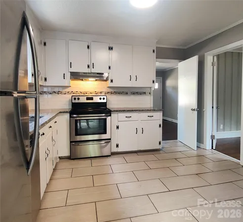 $1,475 | 4041 Carlyle Drive, Charlotte, NC 28208