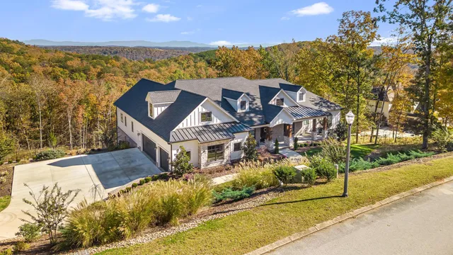 $2,500,000 | 2214 Horizons View Drive, Ooltewah, TN 37363
