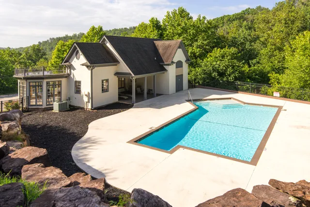 $2,500,000 | 2214 Horizons View Drive, Ooltewah, TN 37363