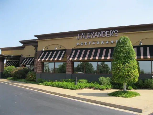 $2,500,000 | 2214 Horizons View Drive, Ooltewah, TN 37363