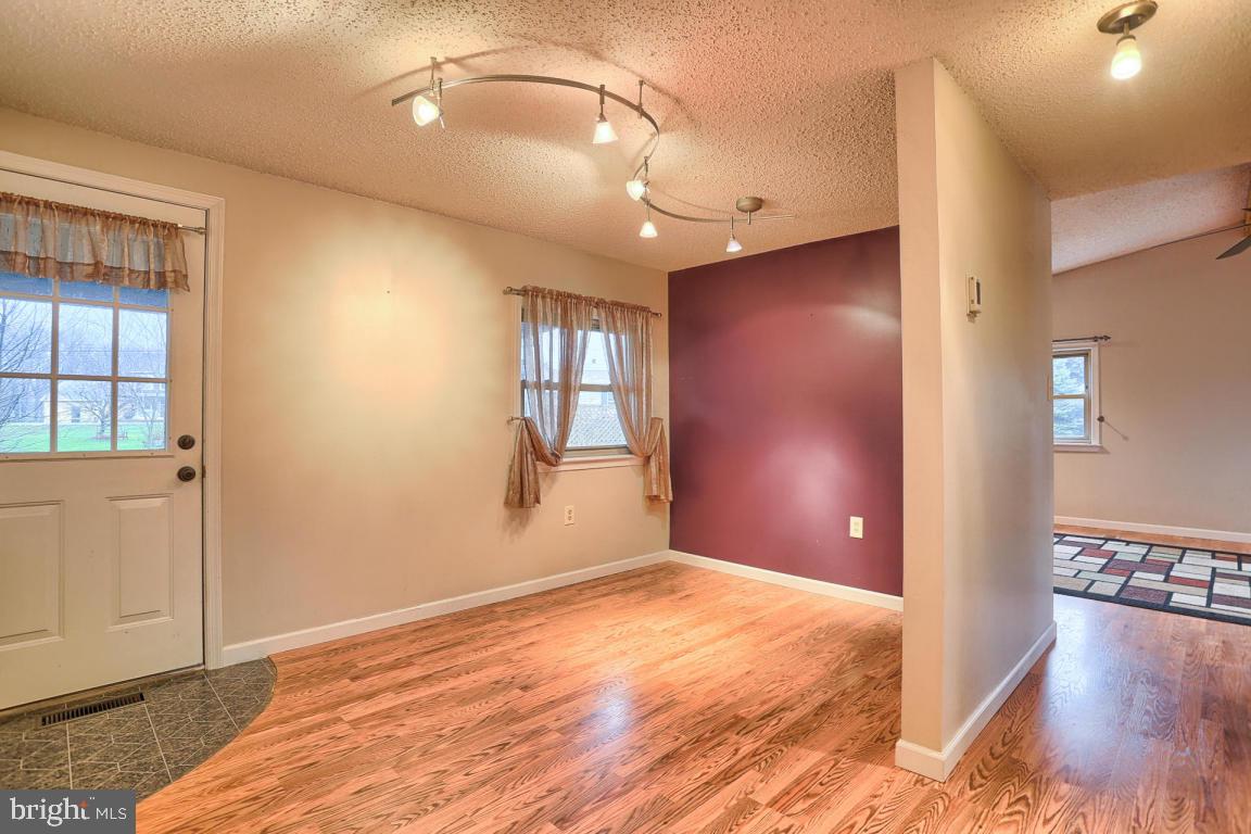 40 Scott Road New Providence, PA 17560 - Photo 8 of 32