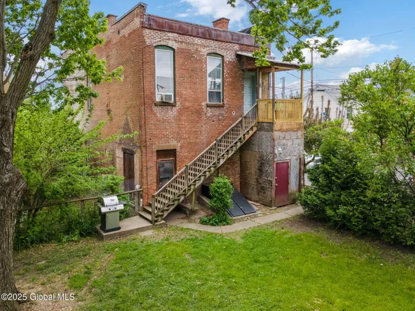 $2,400,000 | 462-470 2nd Avenue, Troy, NY 12182