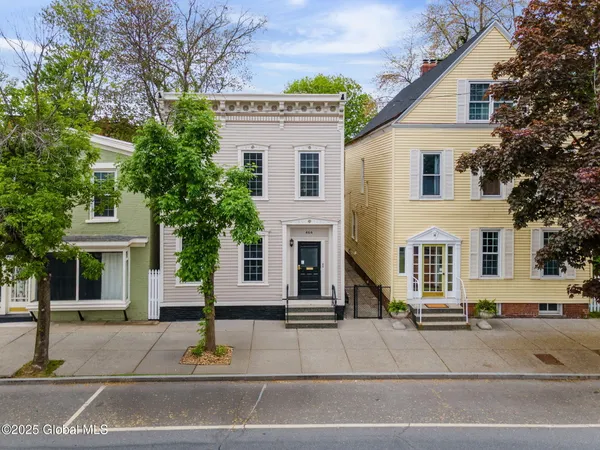 $2,400,000 | 462-470 2nd Avenue, Troy, NY 12182