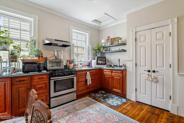 $2,400,000 | 462-470 2nd Avenue, Troy, NY 12182