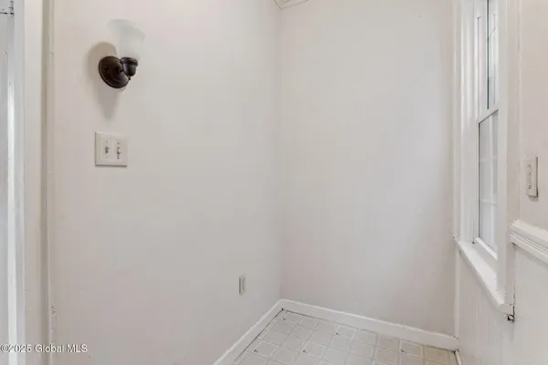 $2,400,000 | 462-470 2nd Avenue, Troy, NY 12182