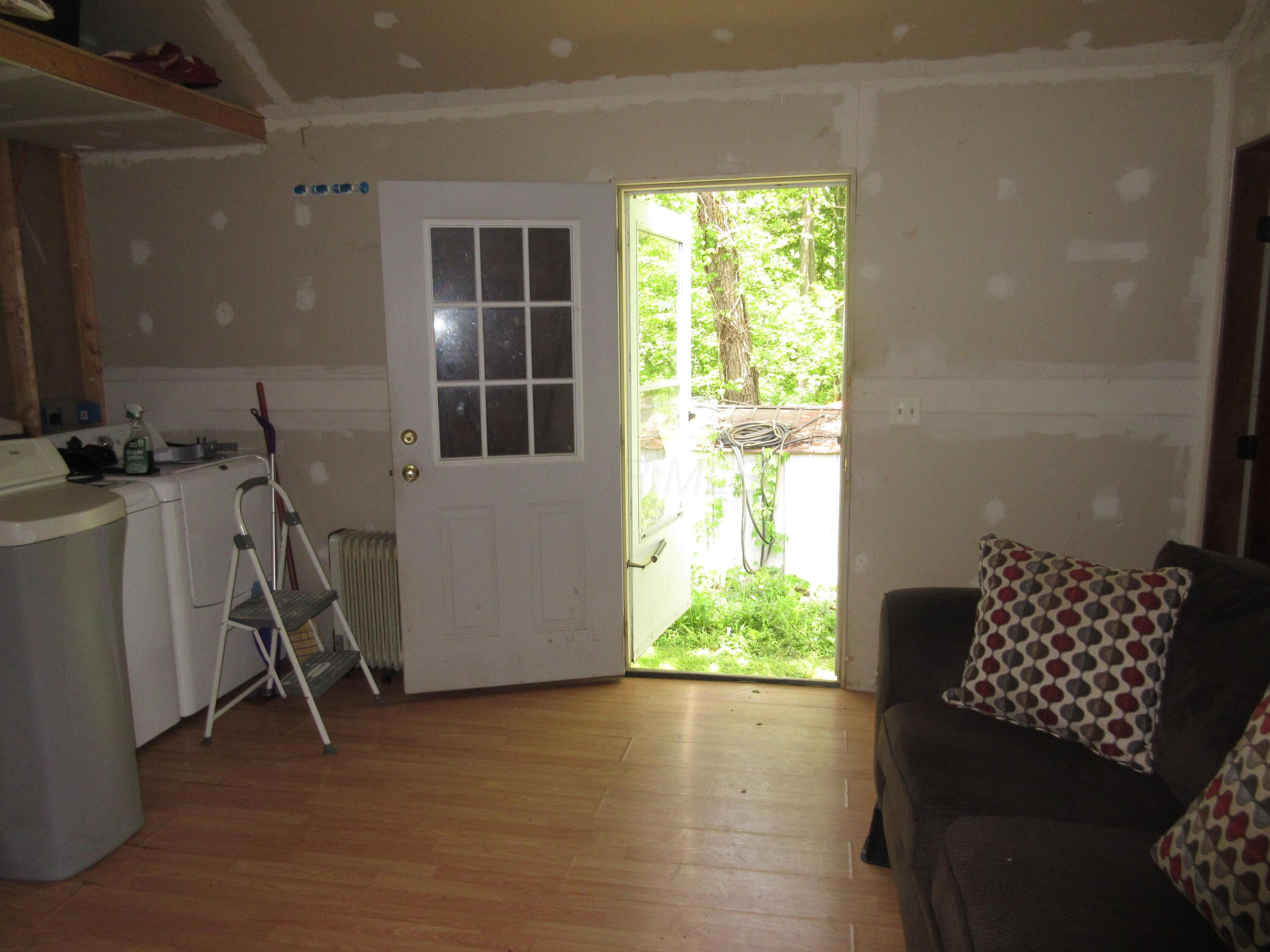 6800 Center Road Philo, OH 43771 - Photo 13 of 29 IMG_9060