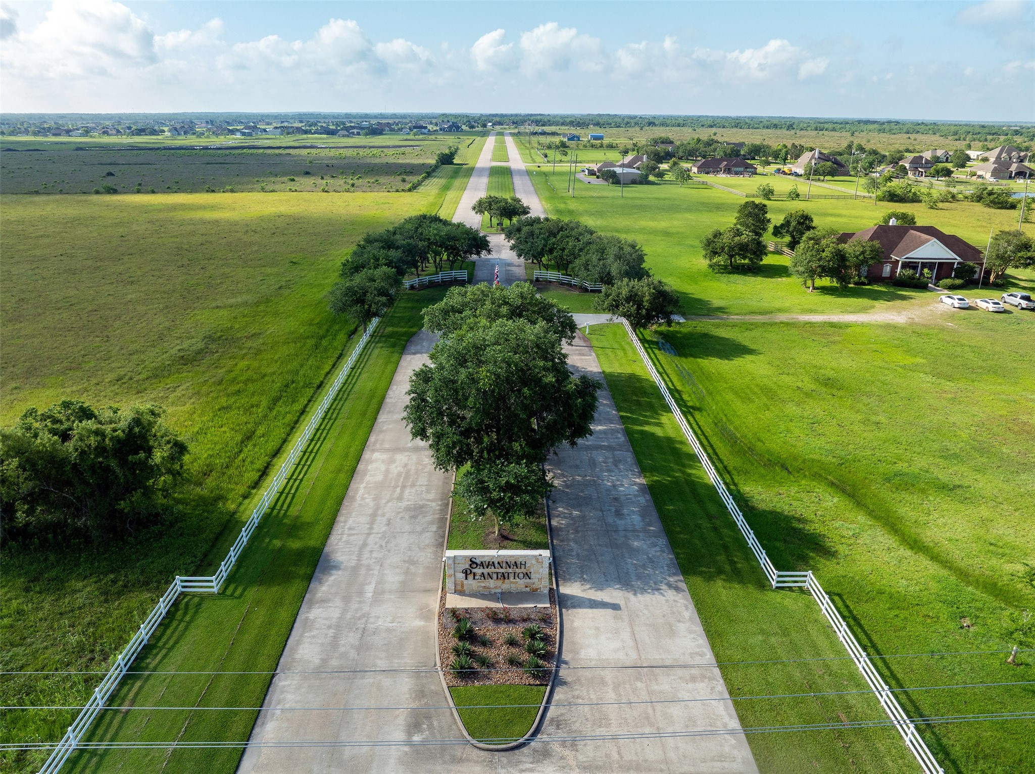 7706 Pebble Hill Lane Rosharon, TX 77583 - Photo 16 of 16 a view of an outdoor space and city view