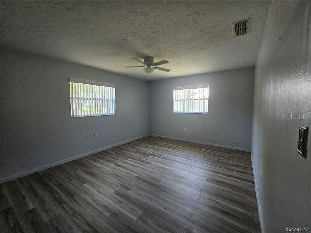 404 South Adams Street Beverly Hills, FL 34465 - Photo 12 of 34