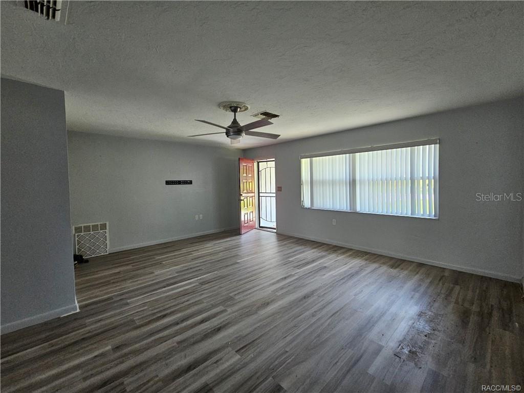 404 South Adams Street Beverly Hills, FL 34465 - Photo 4 of 34
