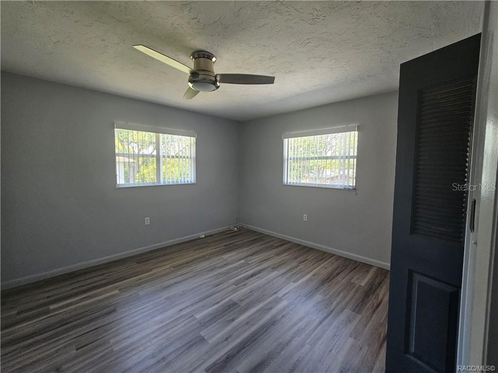404 South Adams Street Beverly Hills, FL 34465 - Photo 5 of 34