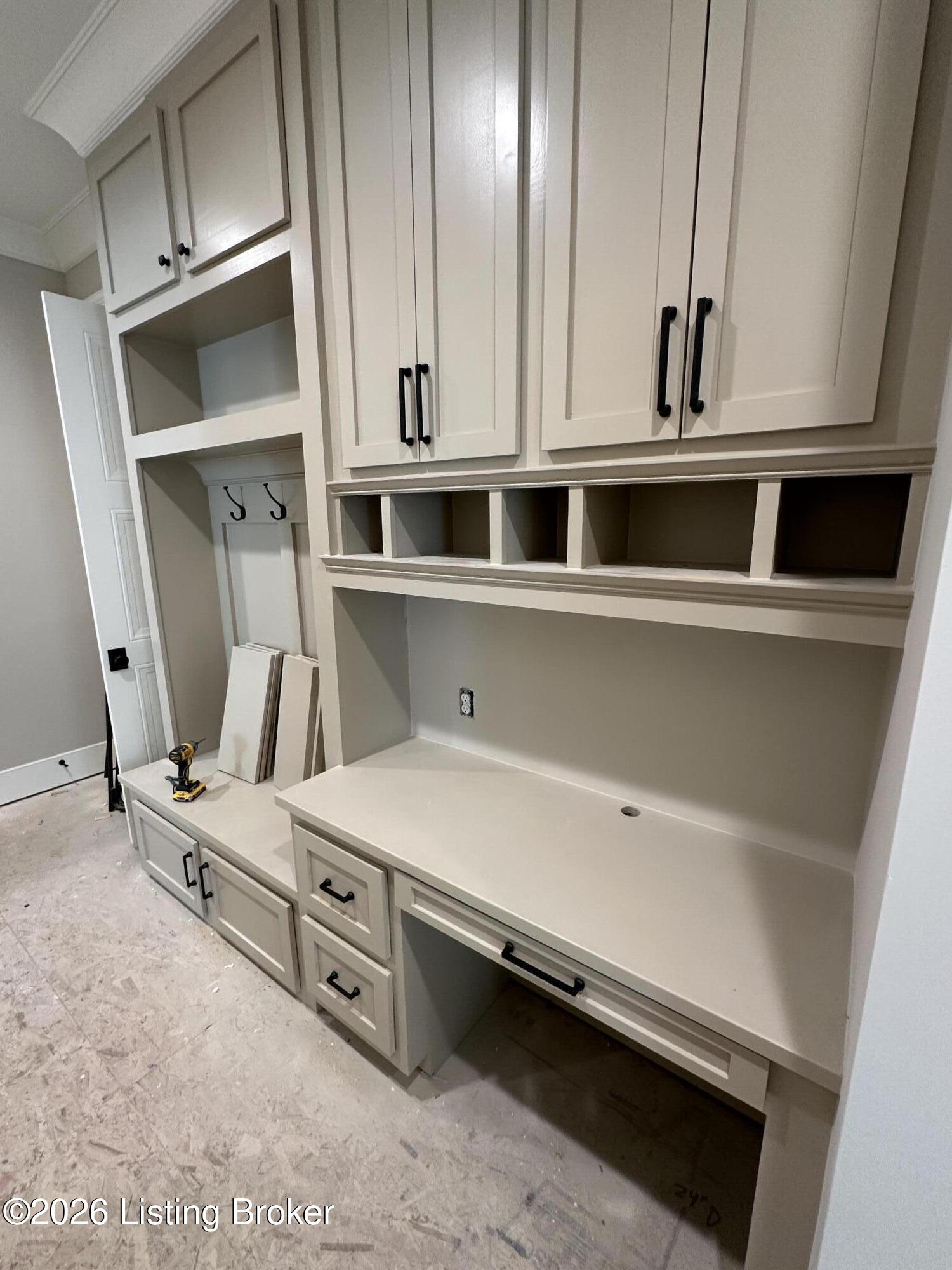 8104 Sutherland Farm Road Prospect, KY 40059 - Photo 17 of 47 Mudroom/desk area
