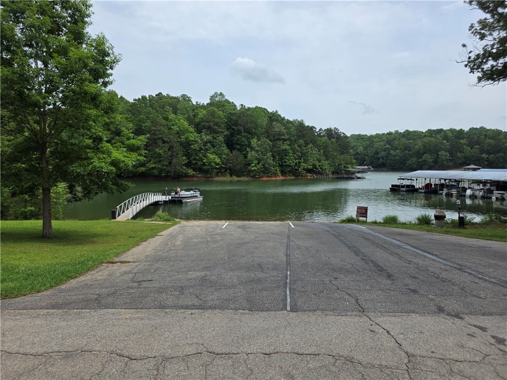 116 Oconee Avenue Westminster, SC 29693 - Photo 4 of 7 Boat ramp