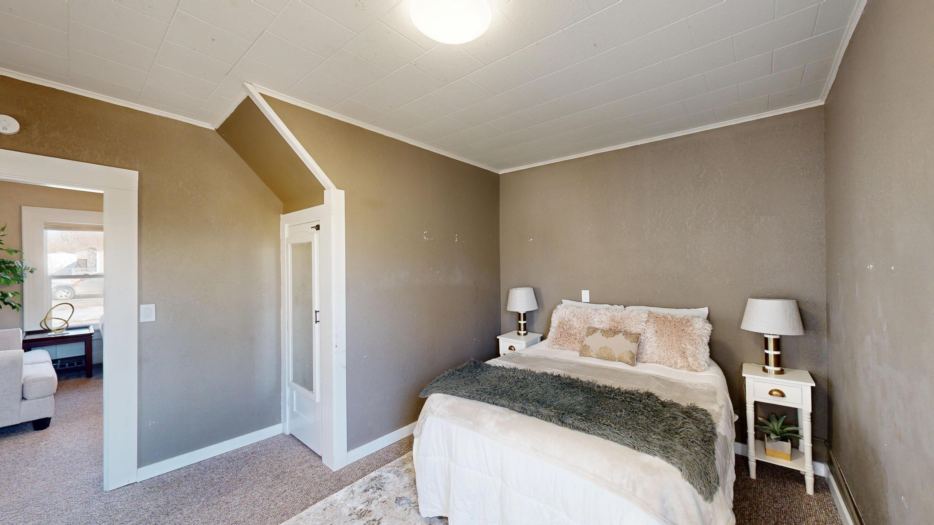 509 East Franklin Street, Unit 511 Sparta, WI 54656 - Photo 11 of 60 Lower bedroom