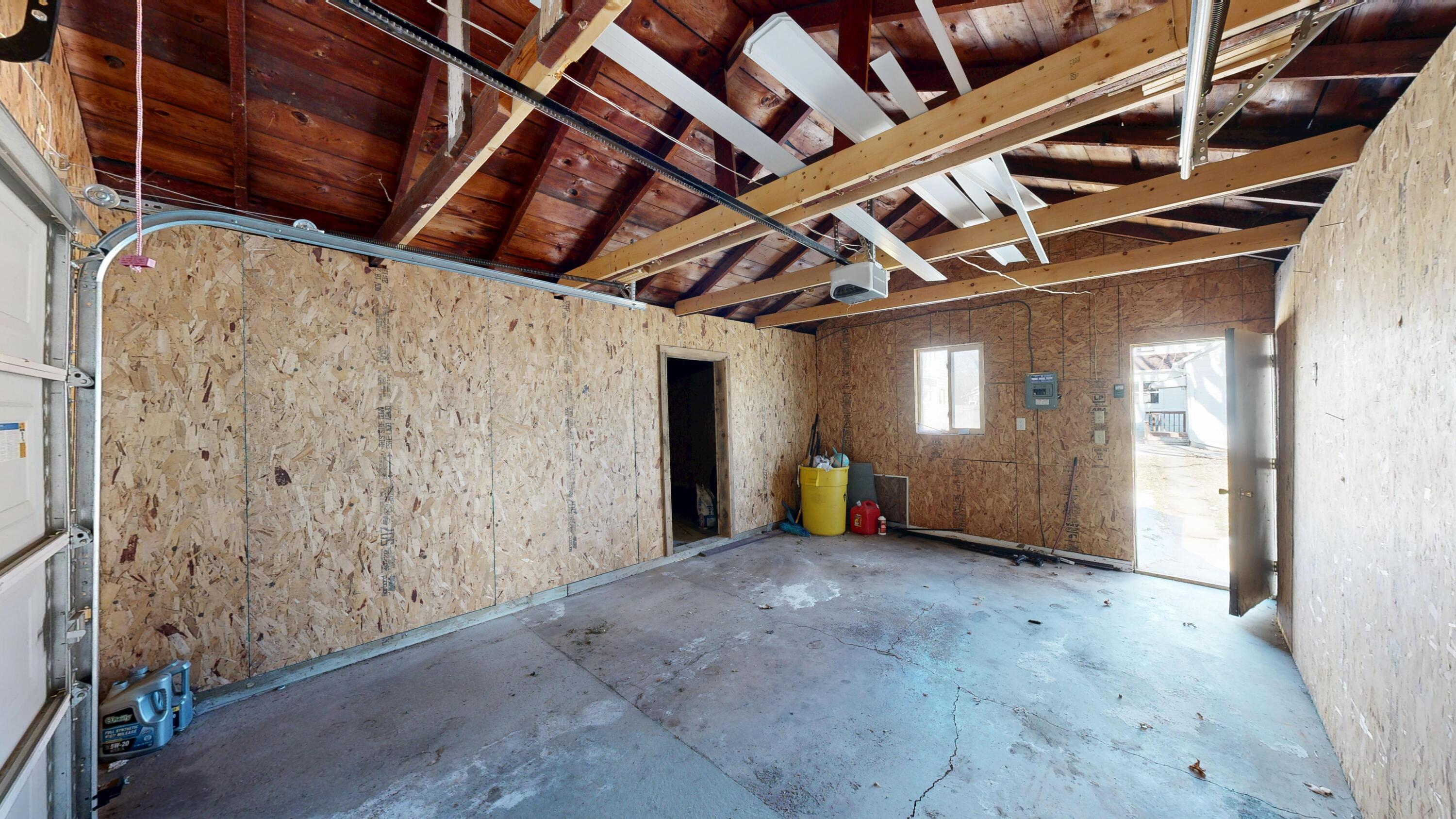 509 East Franklin Street, Unit 511 Sparta, WI 54656 - Photo 51 of 60 Garage